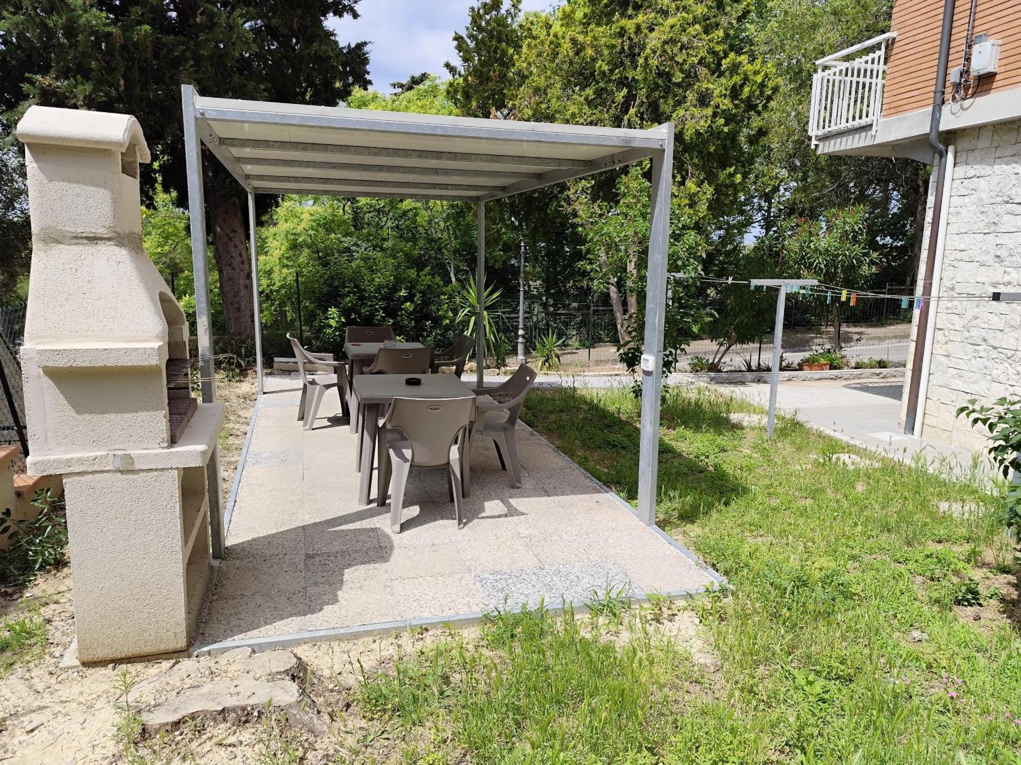 Villa Paoletti, Appartamento Confortevole Nel Cuore Di Gradara Buitenkant foto
